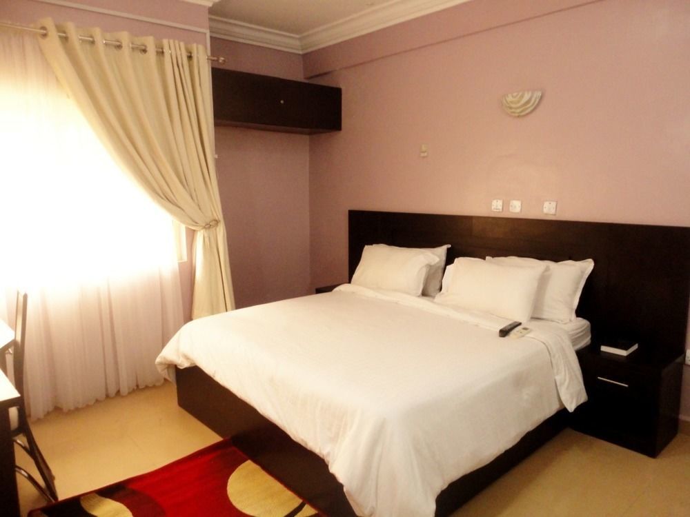 โรงแรมเจดส์ Wupa ภายนอก รูปภาพ